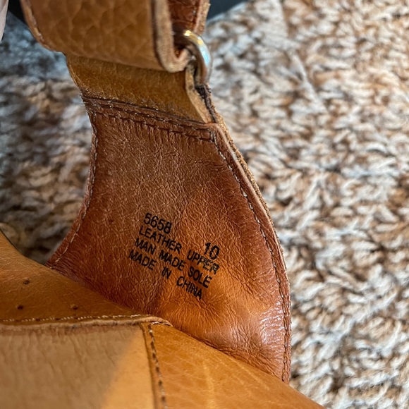 Minnetonka Casual Velcro Slides NEW IN BOX - Picture 3 of 6